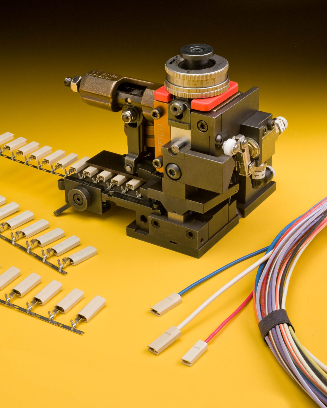 Insulated Wire Terminal Applicator Produced Crimp Disconnects in One ...